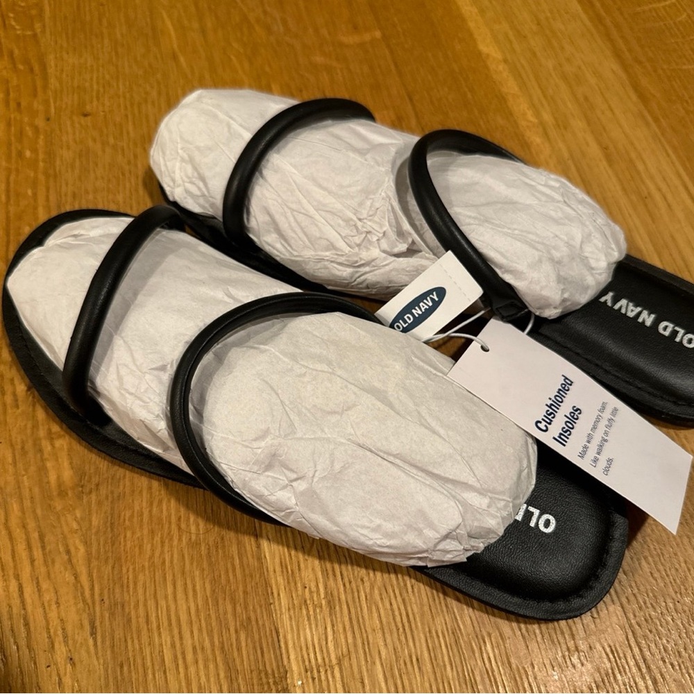 Old Navy Black Slide Sandals
